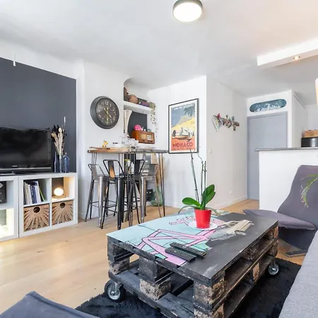 Center Old Apartament *